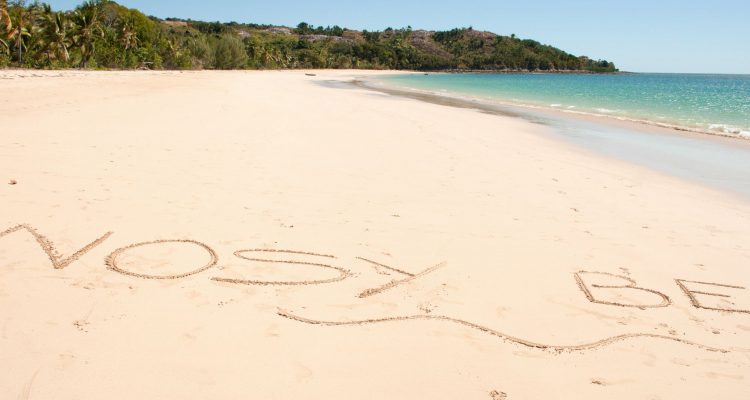 plage de nosy be